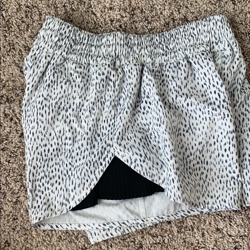 Lulu Speckled Shorts